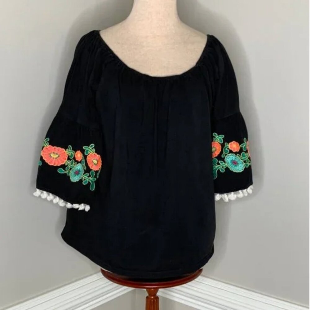 Umgee Black Floral Embroidered Tassel Bohemian Off Shoulder Bell Sleeve Size L